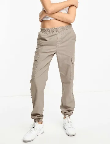 Pantaloni ASOS, bej Crem