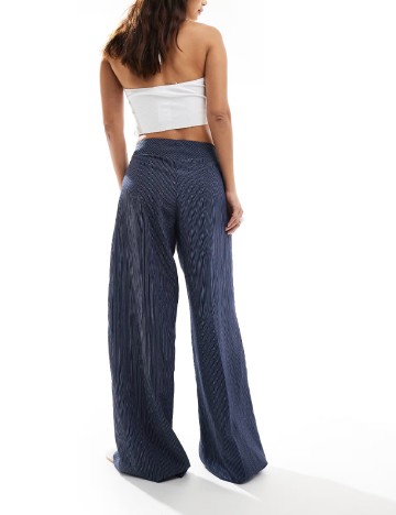 Pantaloni Bershka, bleumarin