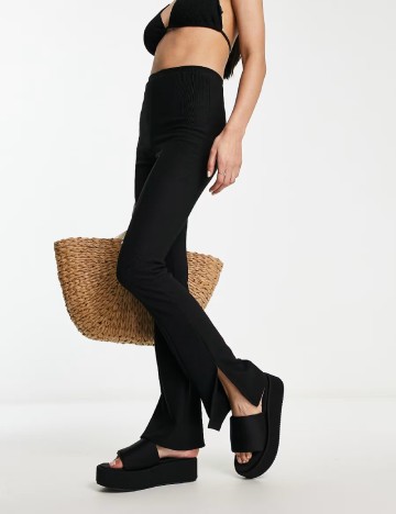 Pantaloni Bershka, negru