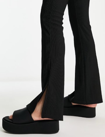 Pantaloni Bershka, negru