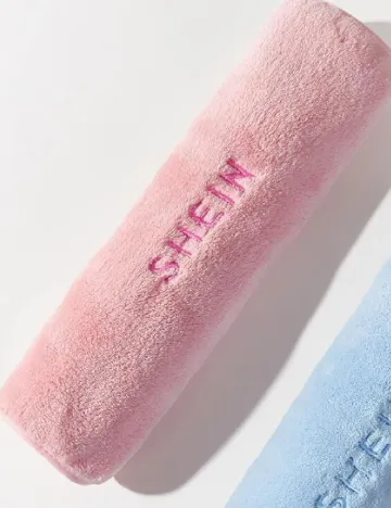 Prosop SHEIN, roz Roz