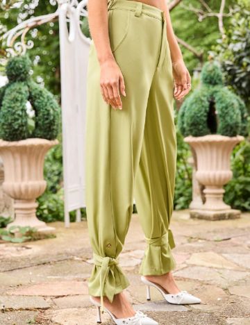 Pantaloni SHEIN, verde