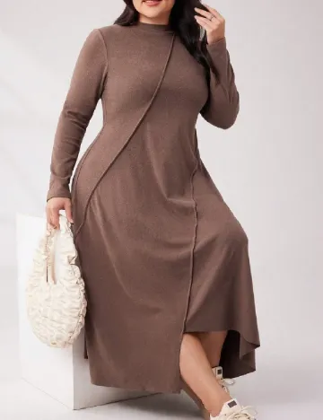 Rochie medie SHEIN CURVE, maro Maro