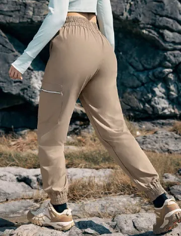 Pantaloni SHEIN, maro Maro