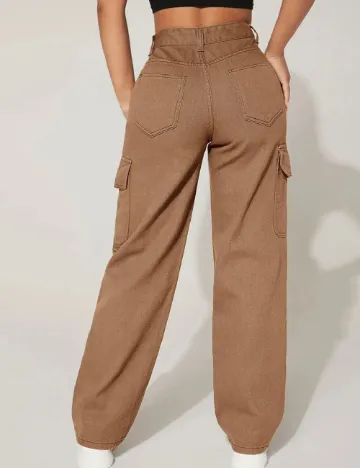 Pantaloni SHEIN, maro Maro