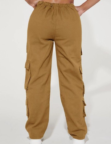 Pantaloni SHEIN, maro