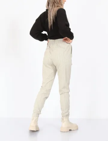 Pantaloni Vero Moda, gri Gri