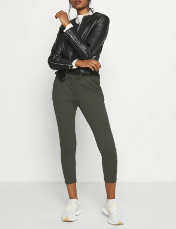 Pantaloni Vero Moda, verde Verde