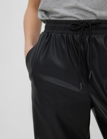 Pantaloni Vero Moda, negru