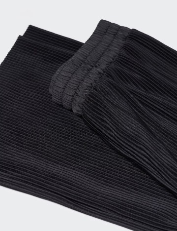 Pantaloni Mango, negru