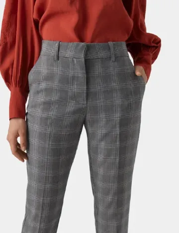 Pantaloni Vero Moda, gri Gri