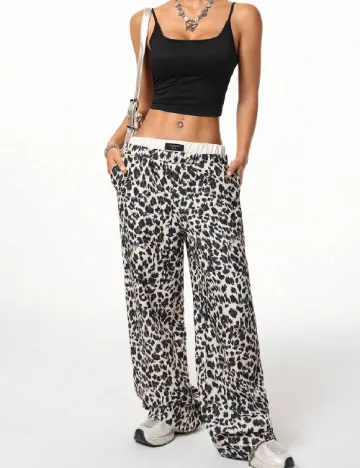 Pantaloni SHEIN, animal print Animal print