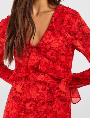 Rochie medie Boohoo, rosu Rosu