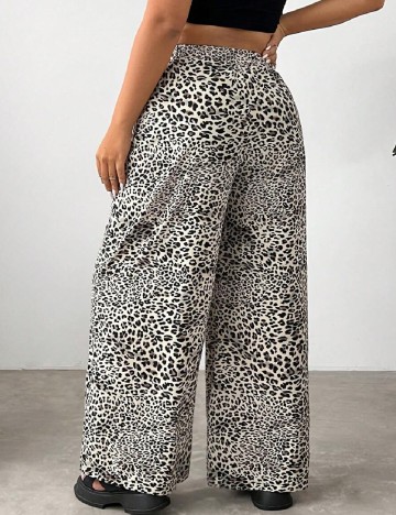 Pantaloni SHEIN CURVE, animal print