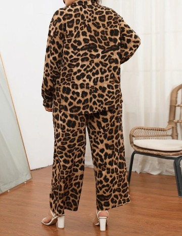 Compleu SHEIN CURVE, animal print