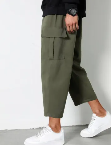 Pantaloni SHEIN, kaki Verde