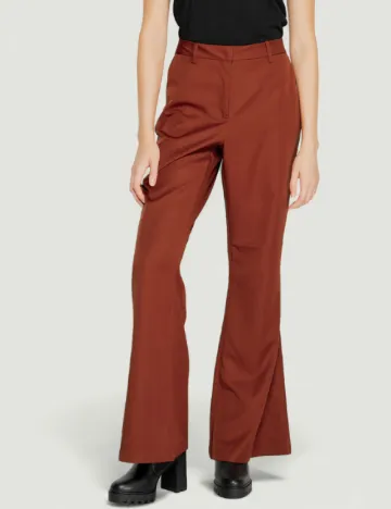 Pantaloni Vero Moda, caramiziu Maro