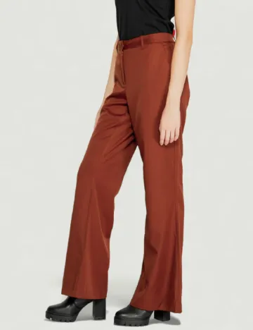 Pantaloni Vero Moda, caramiziu Maro