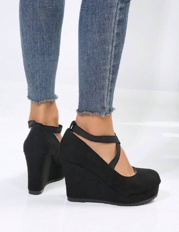 Pantofi SHEIN, negru