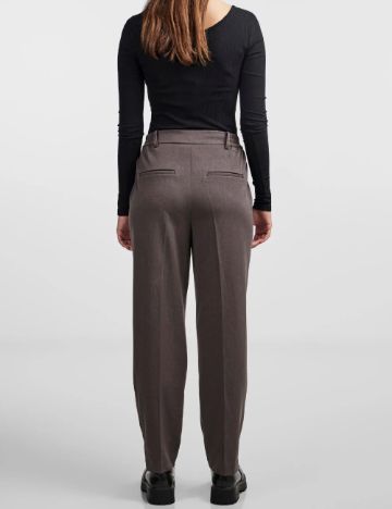 Pantaloni Pieces, maro