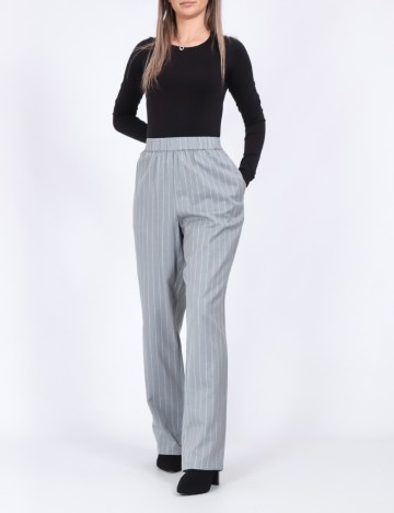 Pantaloni Pieces, gri