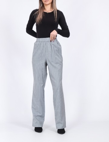 Pantaloni Pieces, gri