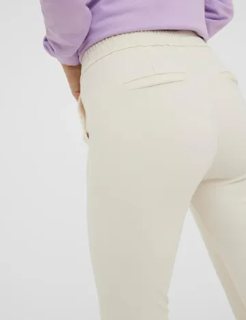 Pantaloni Vero Moda, crem Crem