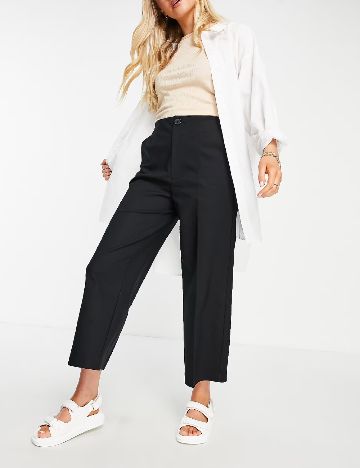 Pantaloni Stradivarius, negru