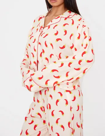 Pijama PRETTYLITTLETHING, crem