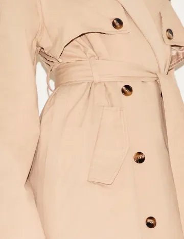 Trench PRETTYLITTLETHING, crem