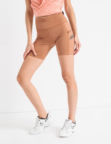Colanti Nike, maro