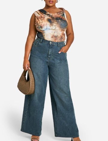 Body Boohoo Plus Size, maro