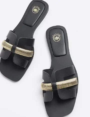 Slapi River Island, negru