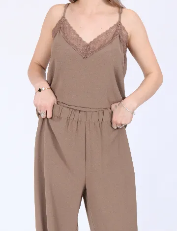 Pantaloni Vero Moda, maro