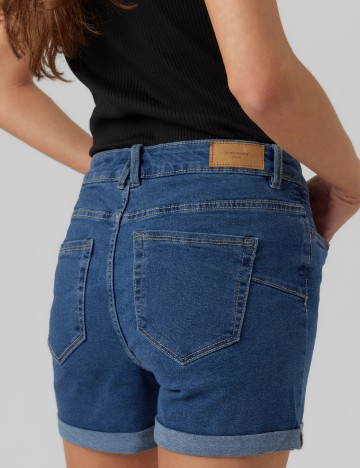 Pantaloni scurti Vero Moda, albastru