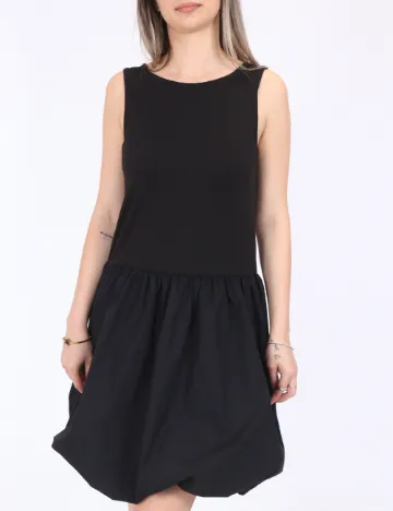 Rochie scurta Jacqueline de Yong, negru Negru