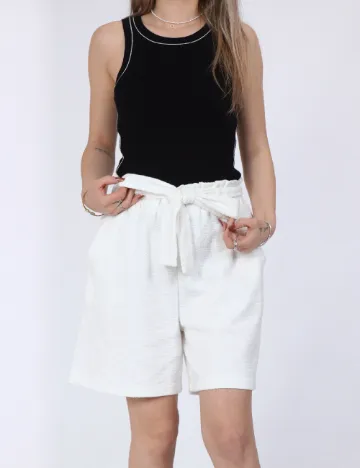 Pantaloni scurti Jacqueline de Yong, alb