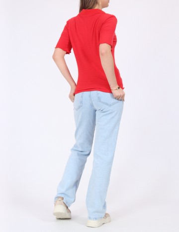 Tricou Jacqueline de Yong, rosu