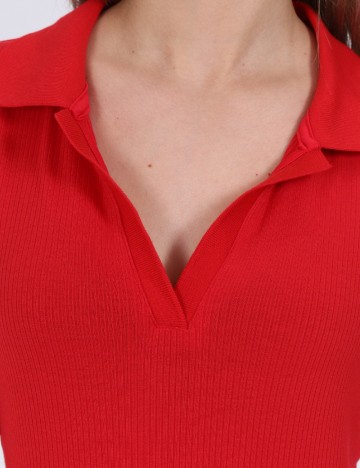 Tricou Jacqueline de Yong, rosu