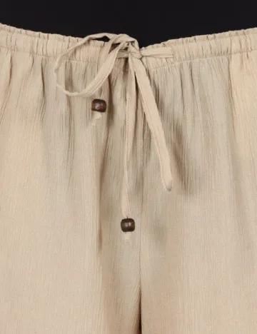 Pantaloni scurti Jacqueline de Yong, crem
