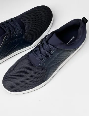 Adidasi Reserved, bleumarin