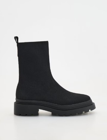 Ghete Reserved, negru
