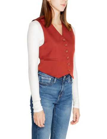 Vesta Vero Moda, maro