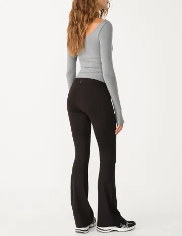 Pantaloni Stradivarius, negru