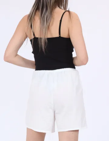Pantaloni scurti Vero Moda, alb
