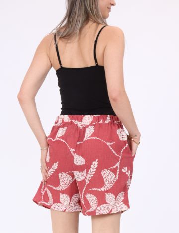 Pantaloni scurti Vero Moda, rosu