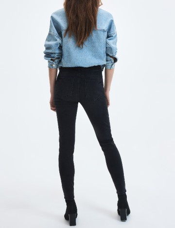 Blugi Reserved, negru