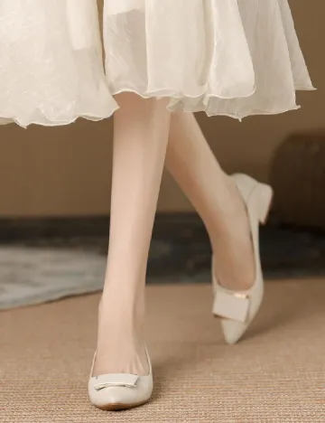 Pantofi SHEIN, crem