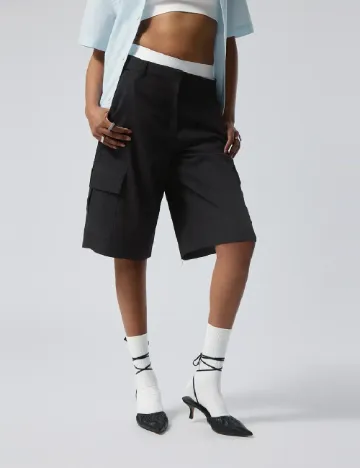 Pantaloni scurti Weekday, negru Negru