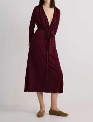 Rochie medie Reserved, visiniu